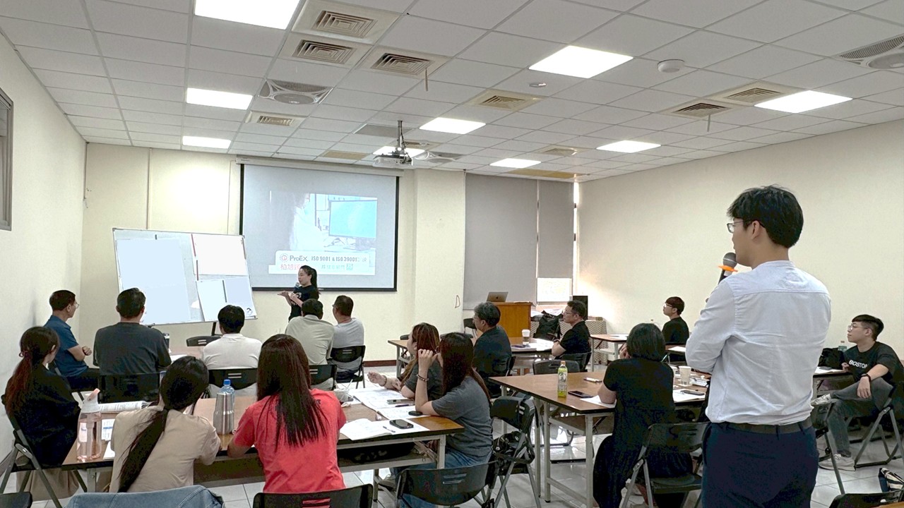 柏旭運通由捷思顧問輔導的 ISO 9001 & ISO 39001 訓練-上課實況!